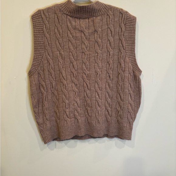 DEX BROWN TAUPE VEST - Picture 2 of 3